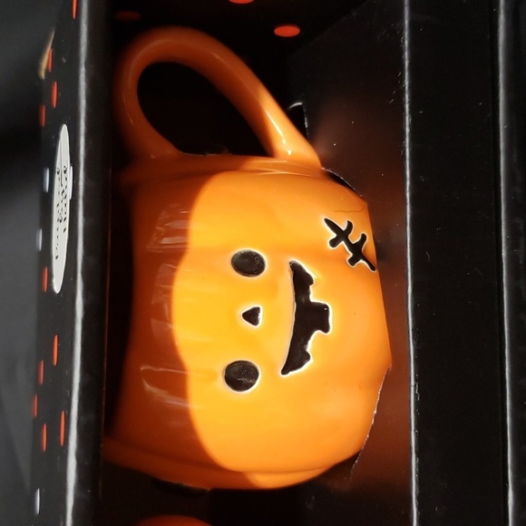Lang NWT Halloween Espresso Set, Jack-o-Lanterns in Costumes Design - Picture 5 of 8